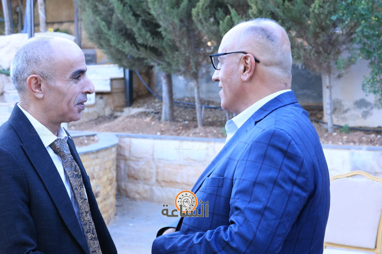 Madar Al-Saa Images 0.19062228239370882