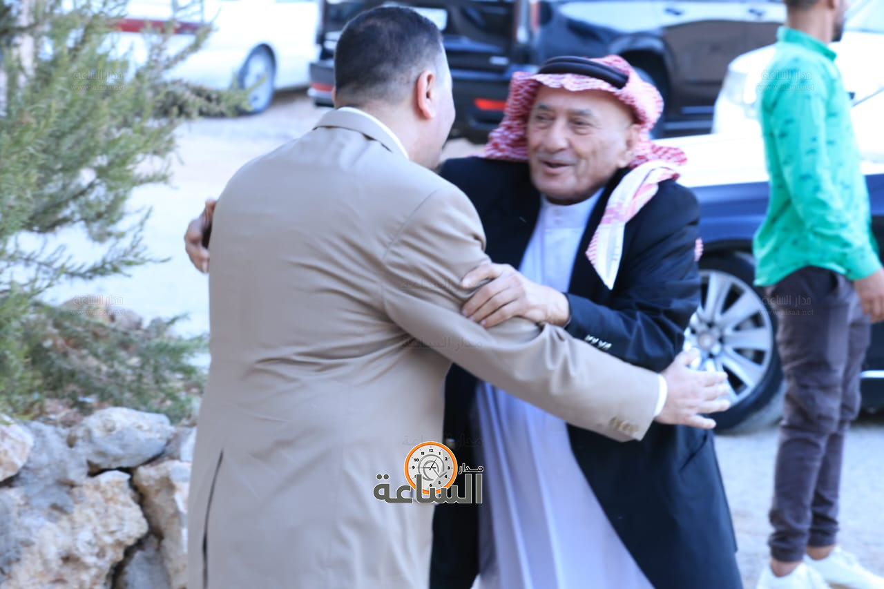 Madar Al-Saa Images 0.9828554616819252