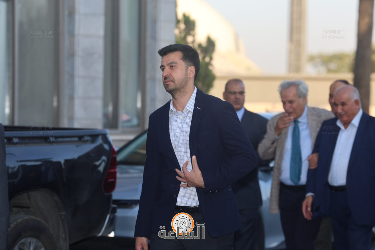 Madar Al-Saa Images 0.23930414732613425