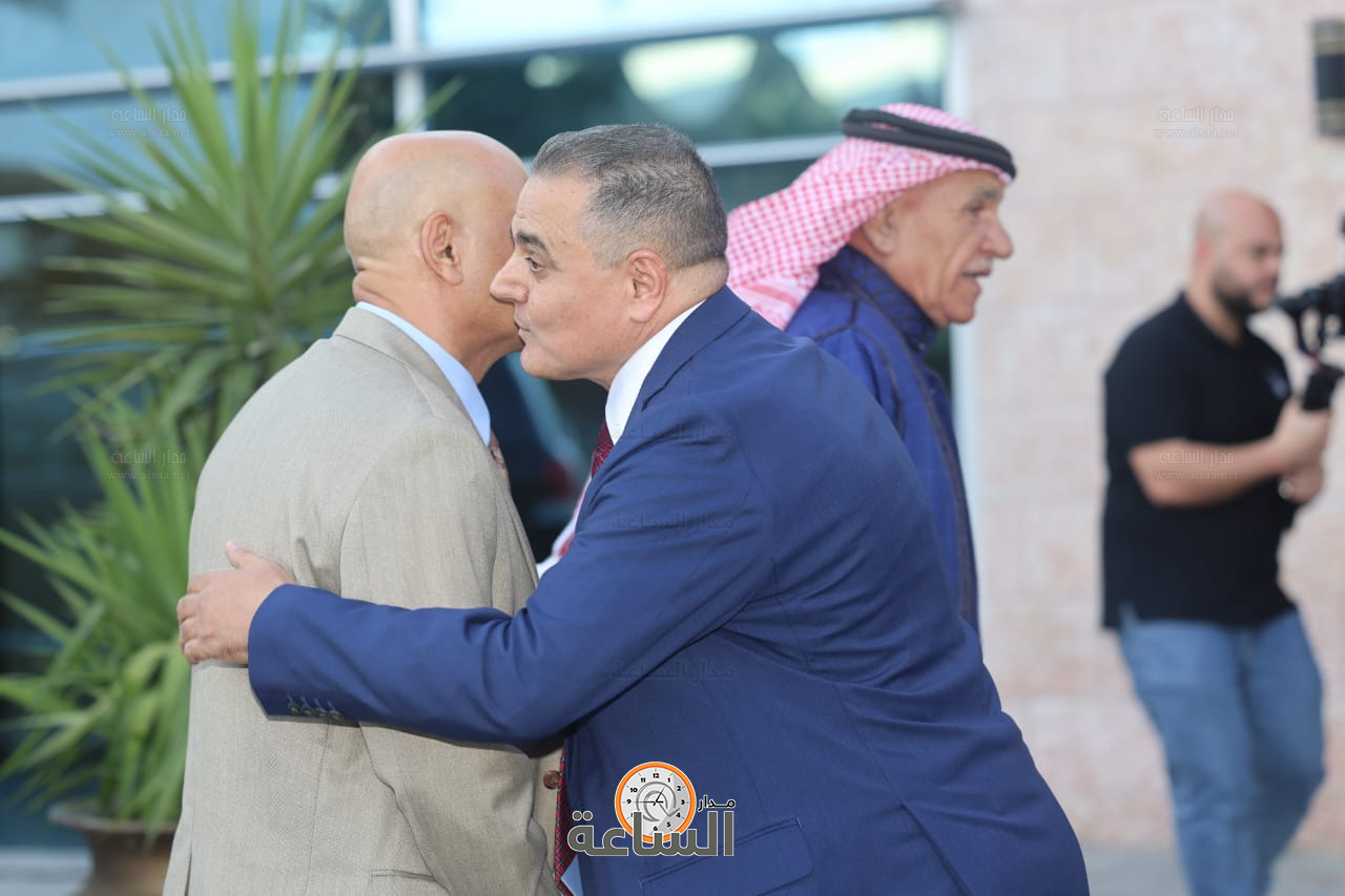 Madar Al-Saa Images 0.7878217912496096