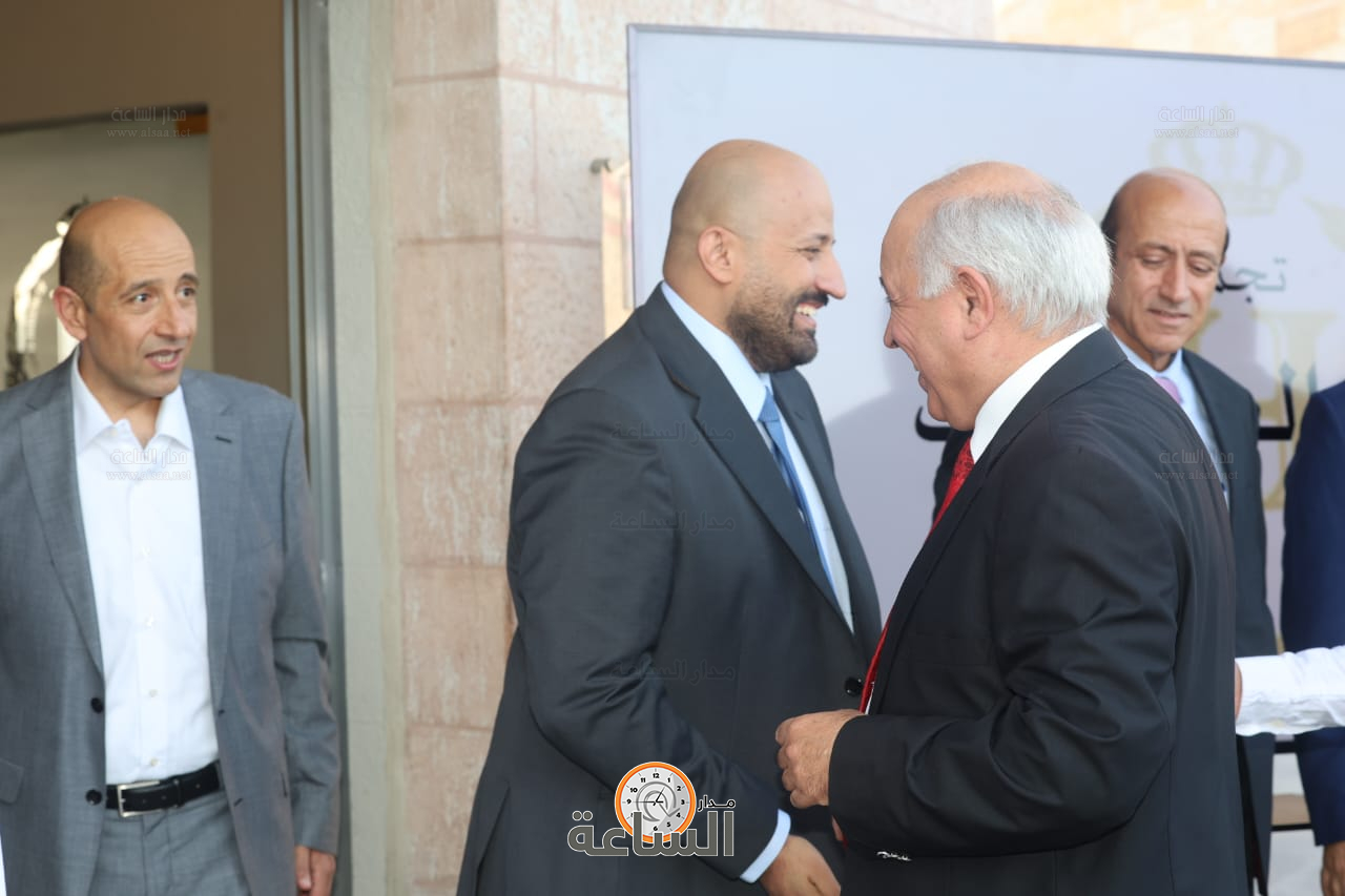 Madar Al-Saa Images 0.770440527797621