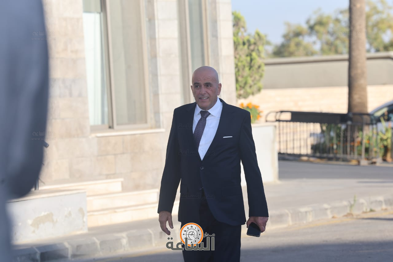 Madar Al-Saa Images 0.9345446251216725