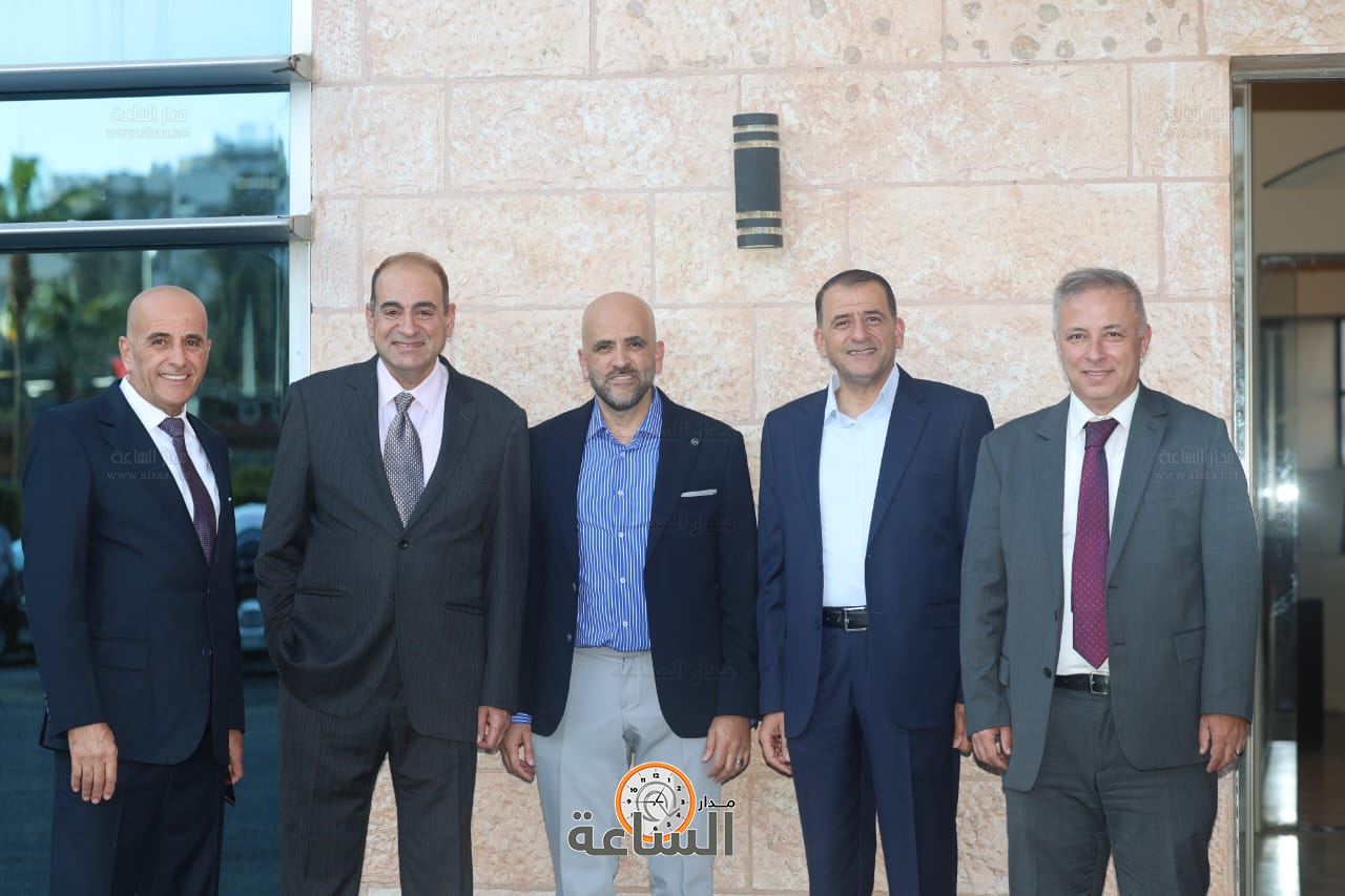 Madar Al-Saa Images 0.990627156539563