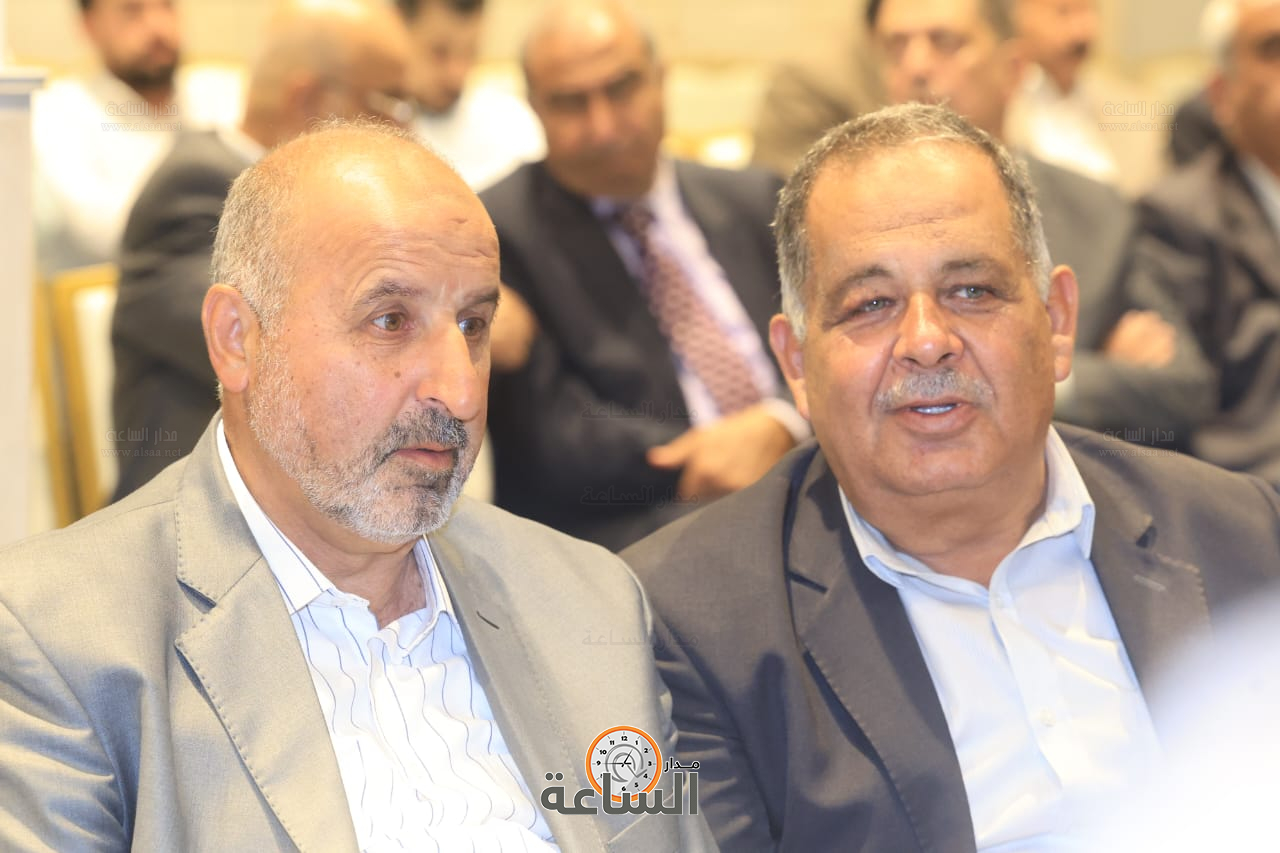 Madar Al-Saa Images 0.8678313327182845