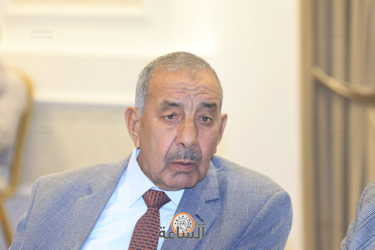 Madar Al-Saa Images 0.11426804463221352