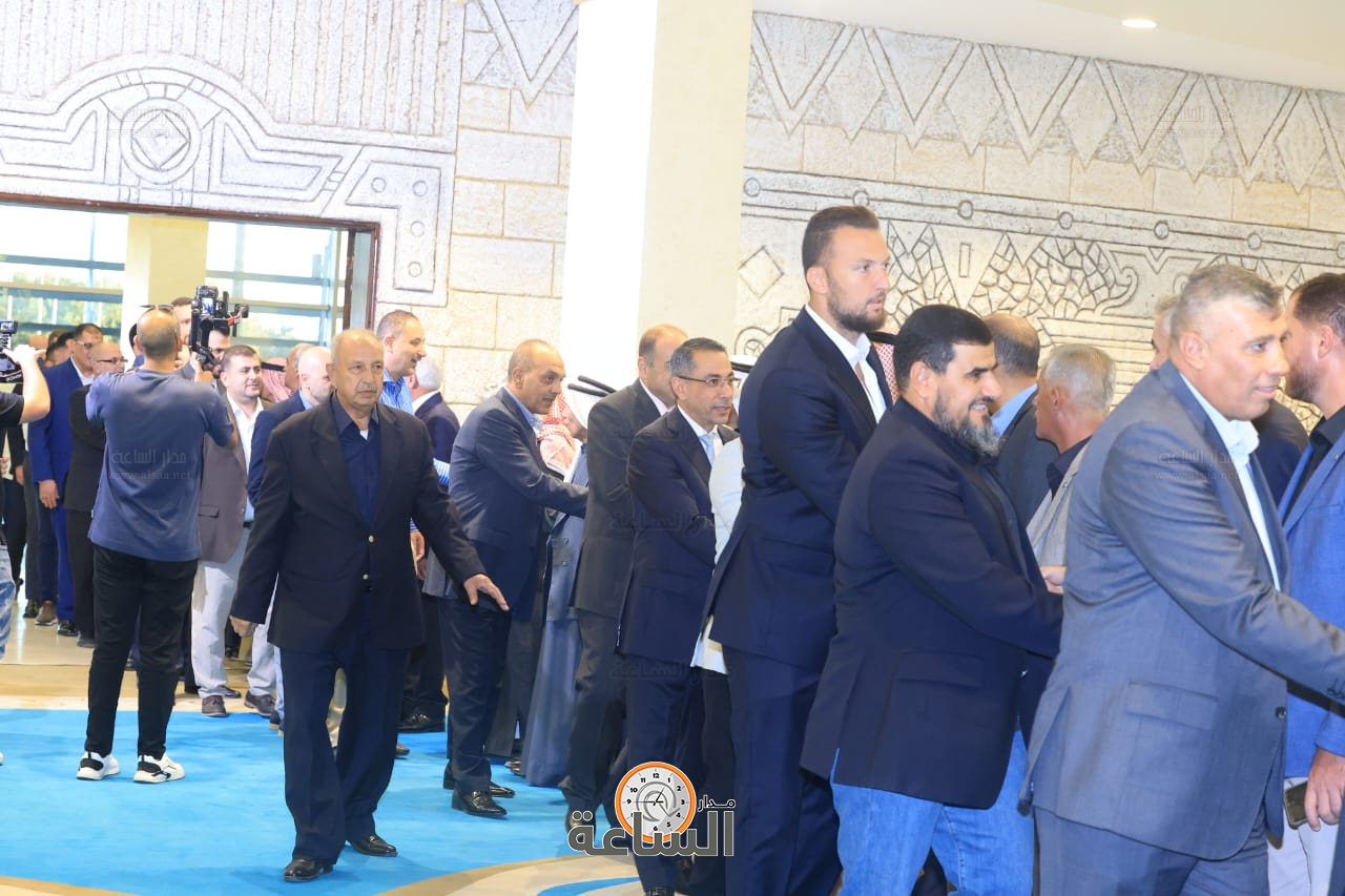 Madar Al-Saa Images 0.560292069074128