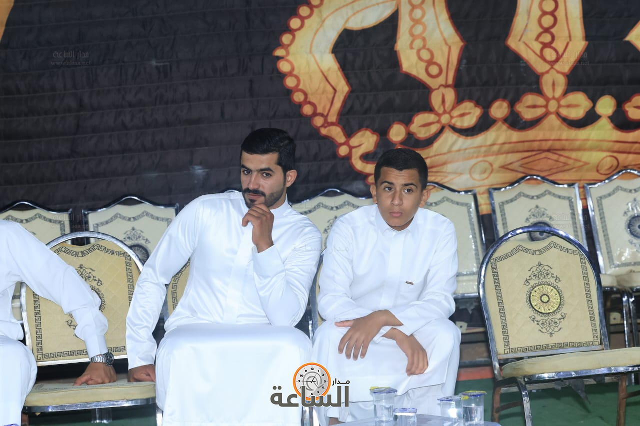 Madar Al-Saa Images 0.4039893537538418