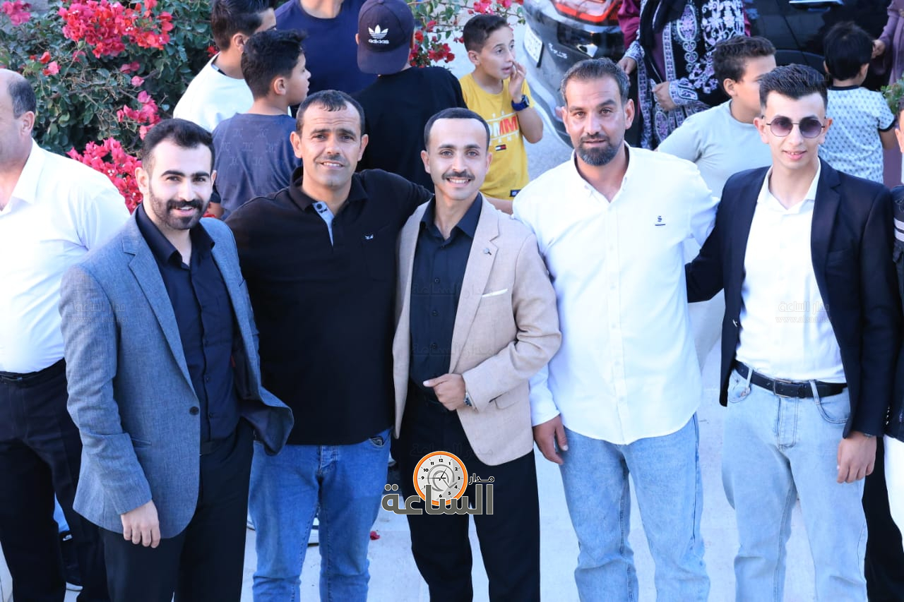 Madar Al-Saa Images 0.014098242887505164