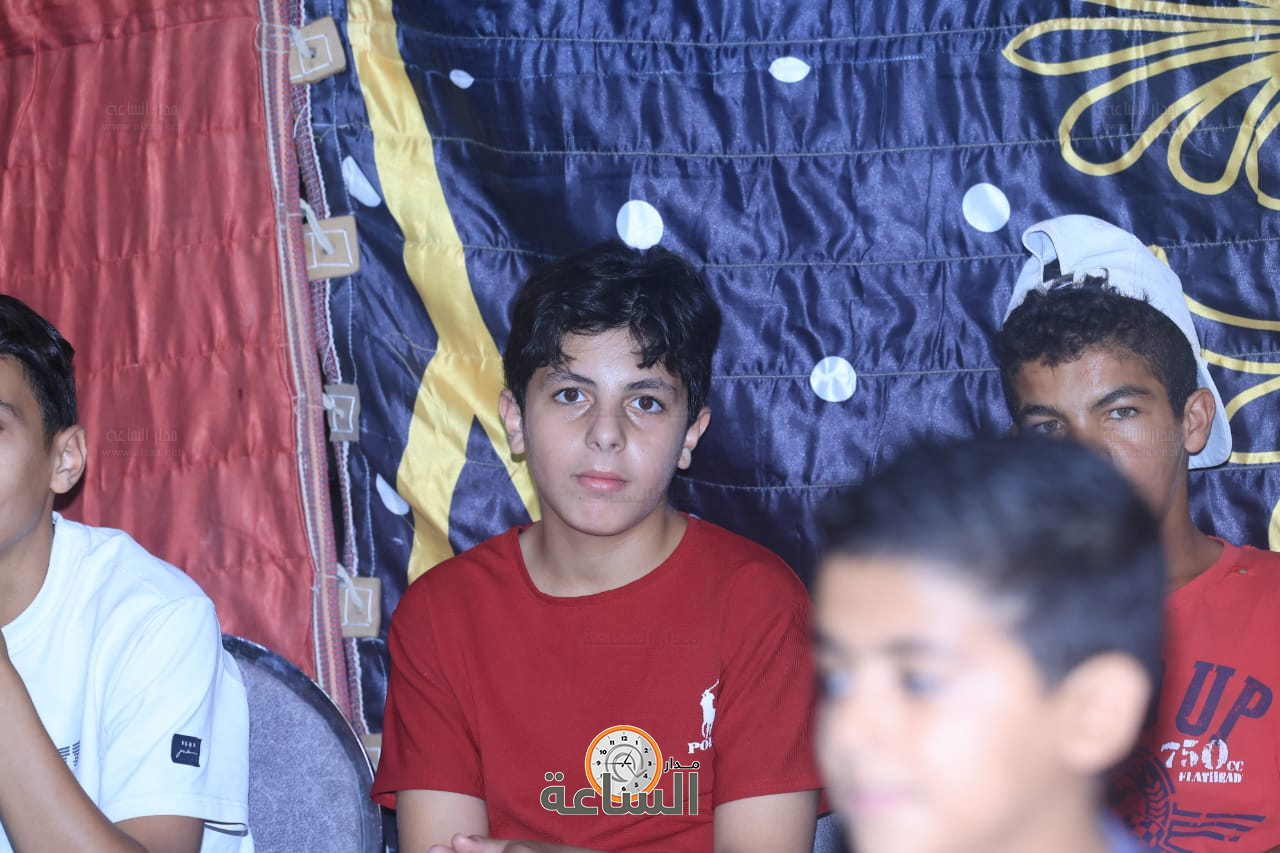 Madar Al-Saa Images 0.34406699655926953