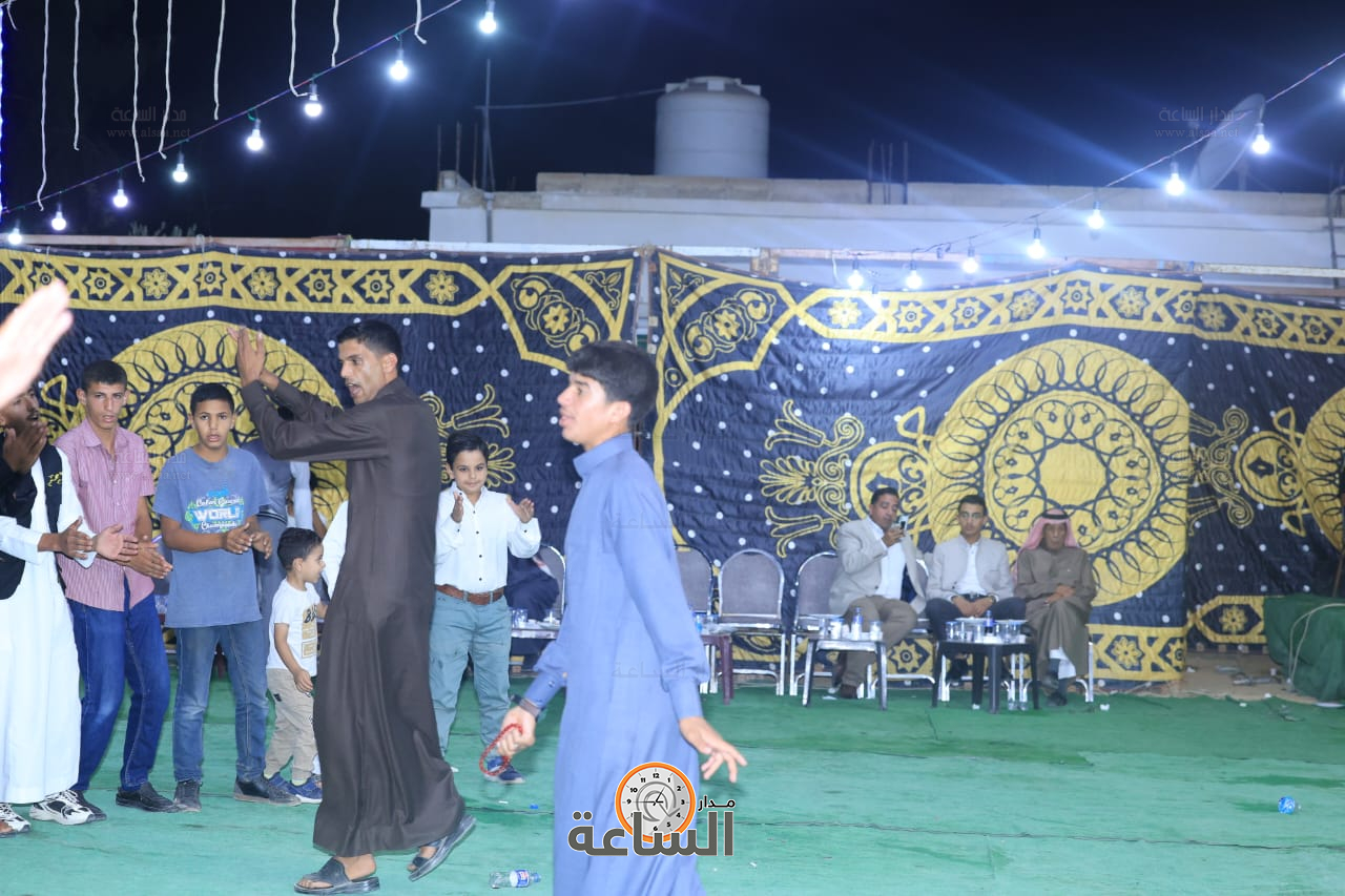 Madar Al-Saa Images 0.7837650649454867