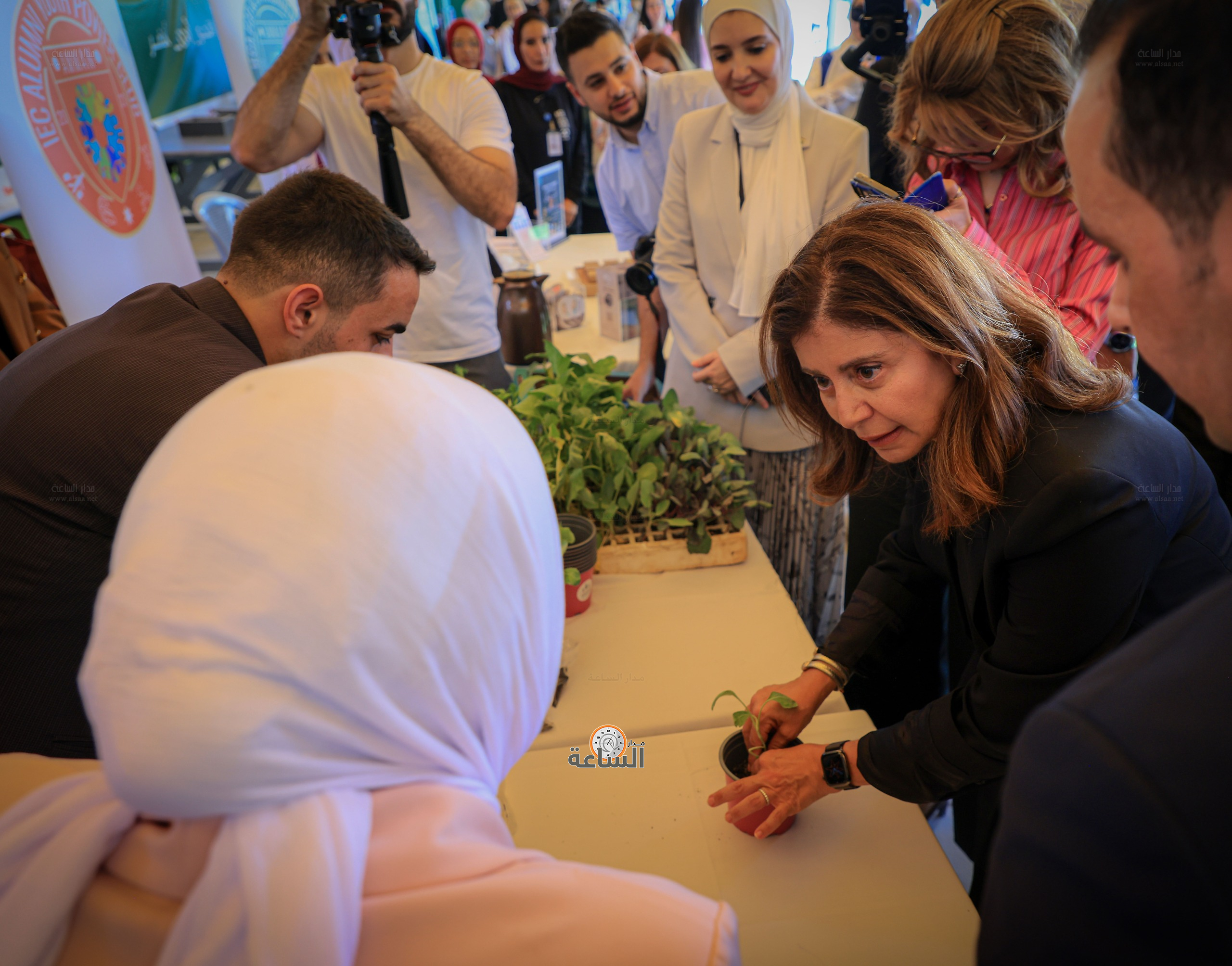 Madar Al-Saa Images 0.0001645518375101851