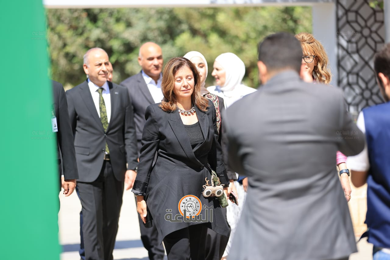 Madar Al-Saa Images 0.48020245059529665