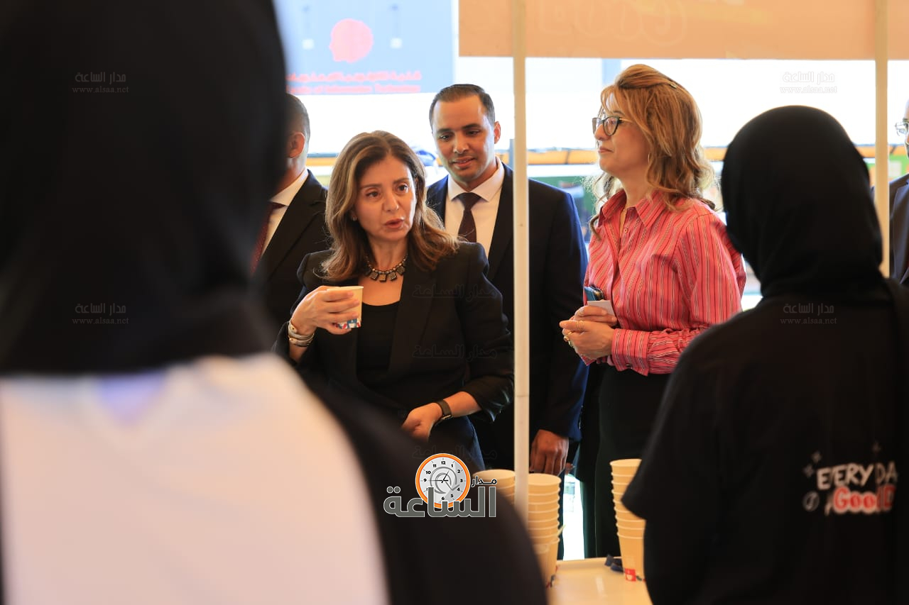 Madar Al-Saa Images 0.9643904892495193