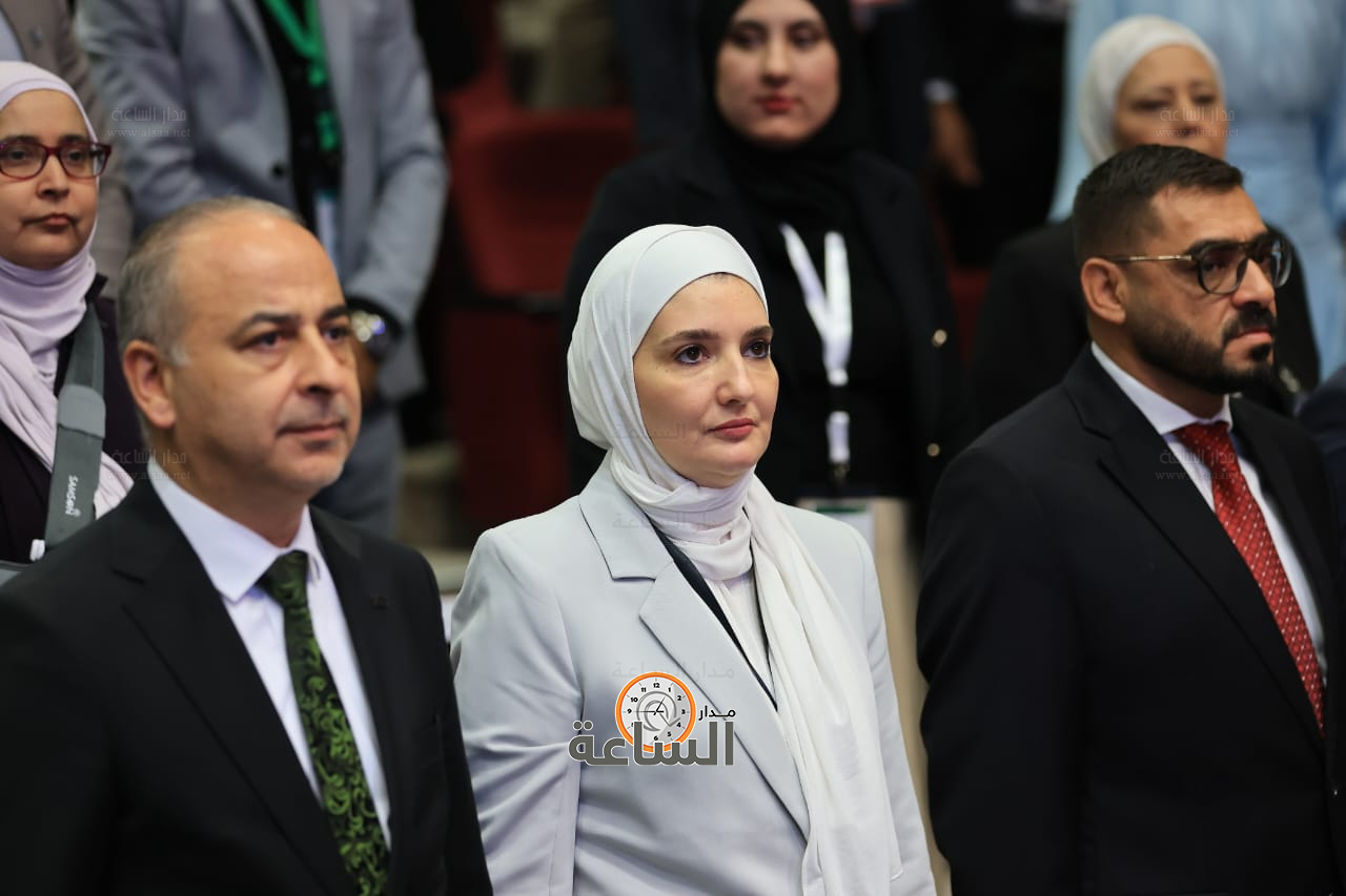 Madar Al-Saa Images 0.7440665199002015