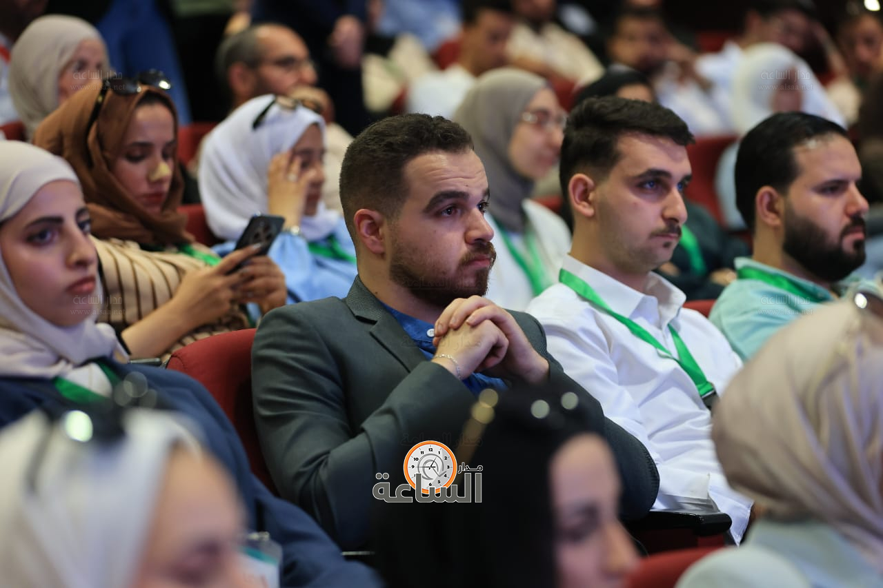 Madar Al-Saa Images 0.5844373946836054