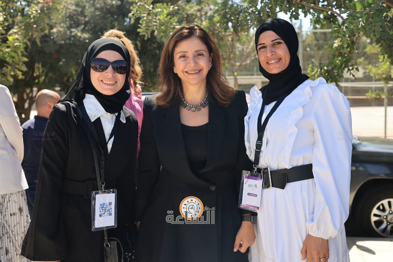 Madar Al-Saa Images 0.49135220814127667