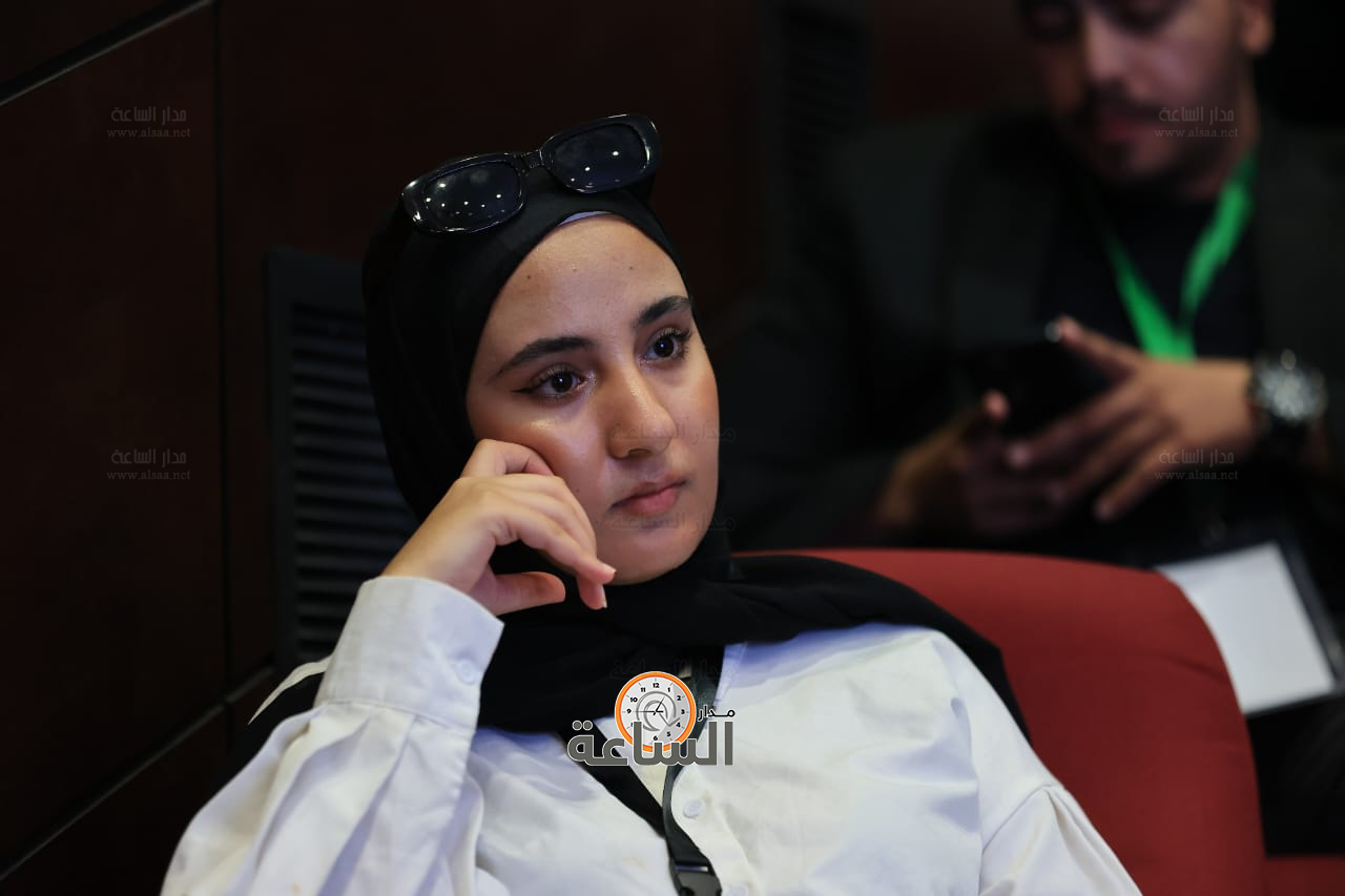 Madar Al-Saa Images 0.9939497044024863