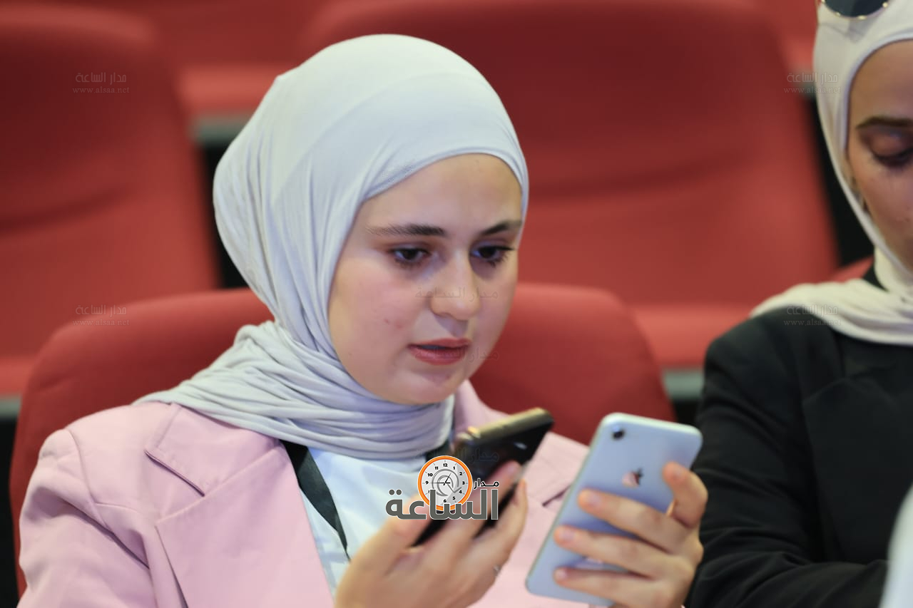 Madar Al-Saa Images 0.7714281052418274