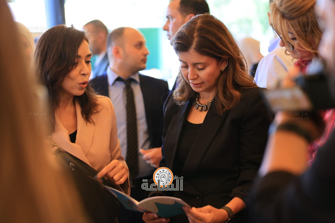 Madar Al-Saa Images 0.32981772483064575