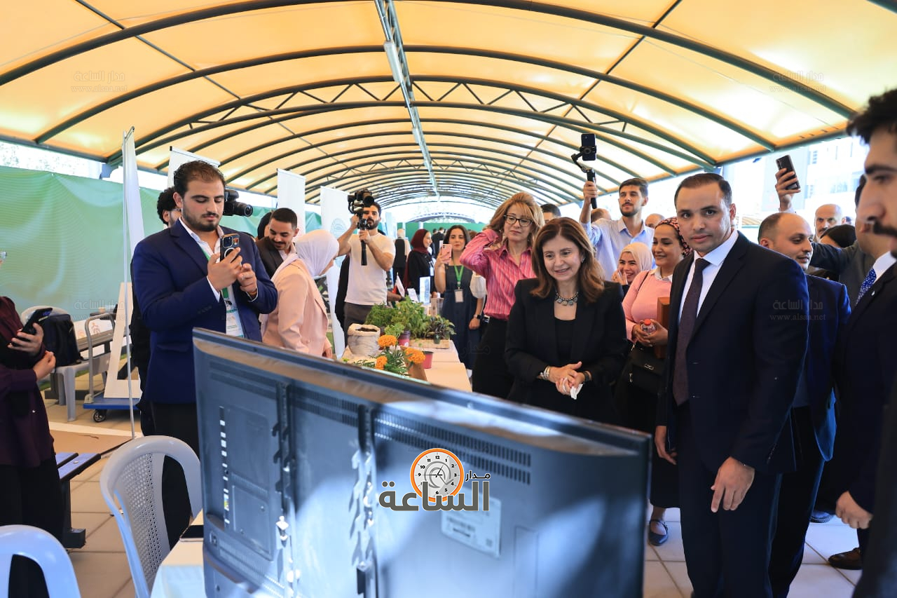 Madar Al-Saa Images 0.3385644643089687