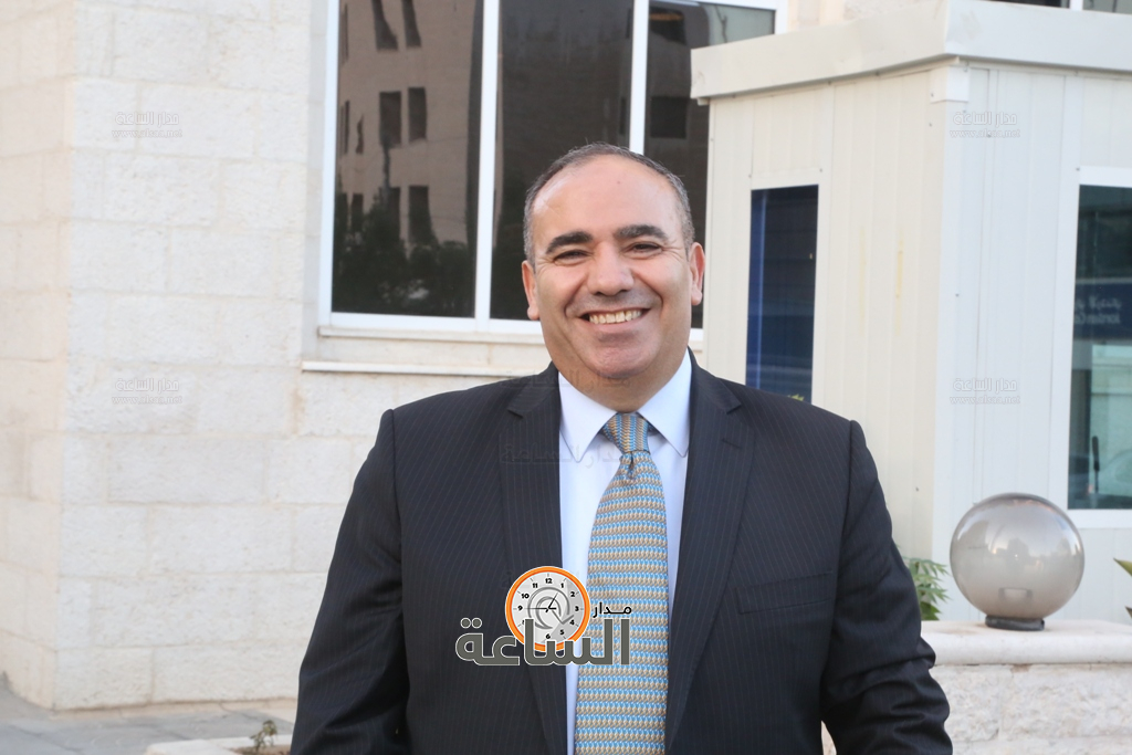 Madar Al-Saa Images 0.31958332219955354