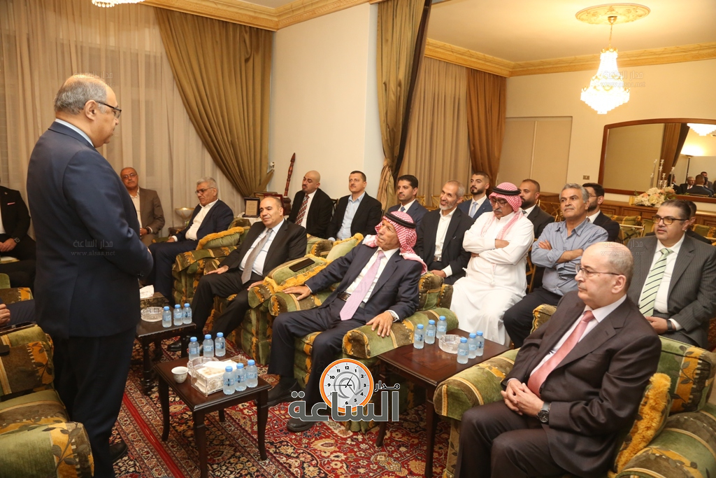 Madar Al-Saa Images 0.18101658104571117