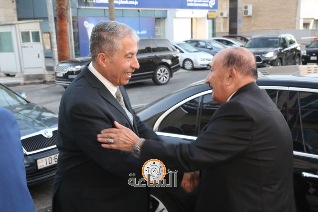 Madar Al-Saa Images 0.7978665173948297