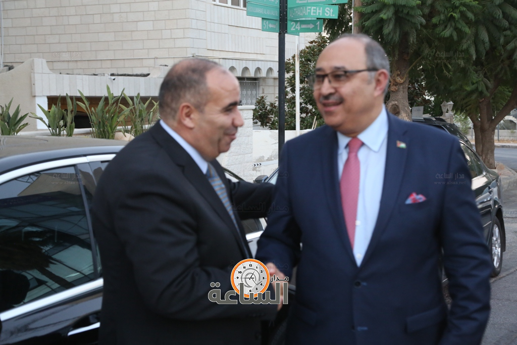 Madar Al-Saa Images 0.6494009154971555