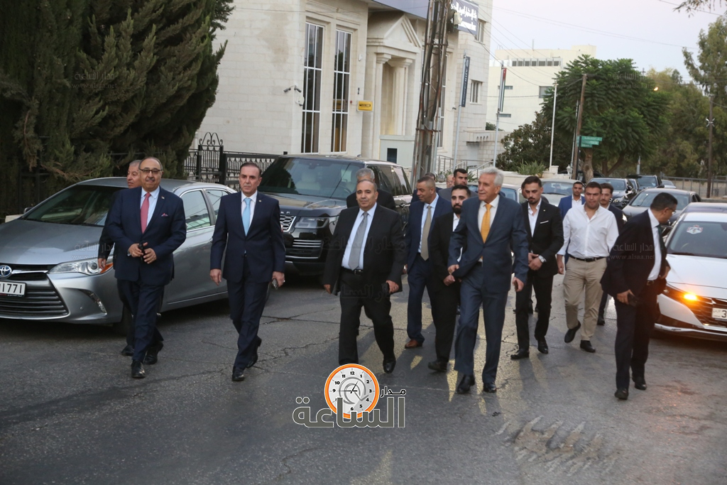 Madar Al-Saa Images 0.03157150289160393