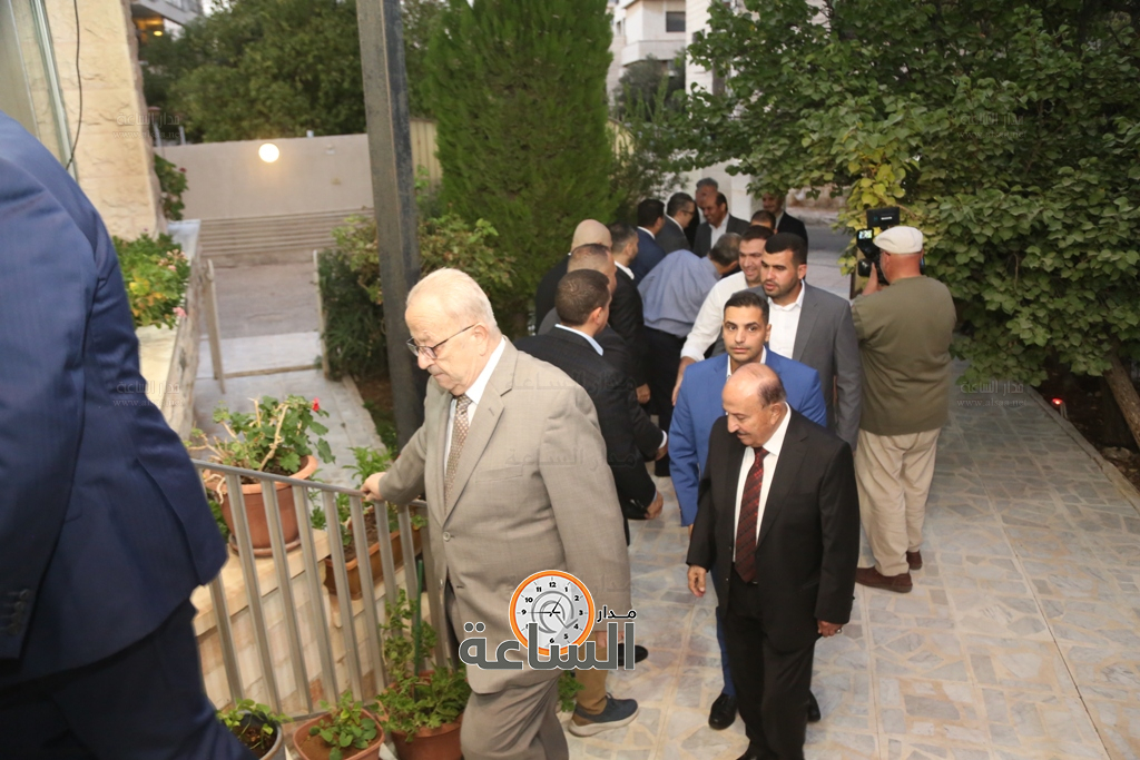 Madar Al-Saa Images 0.04111469044753657