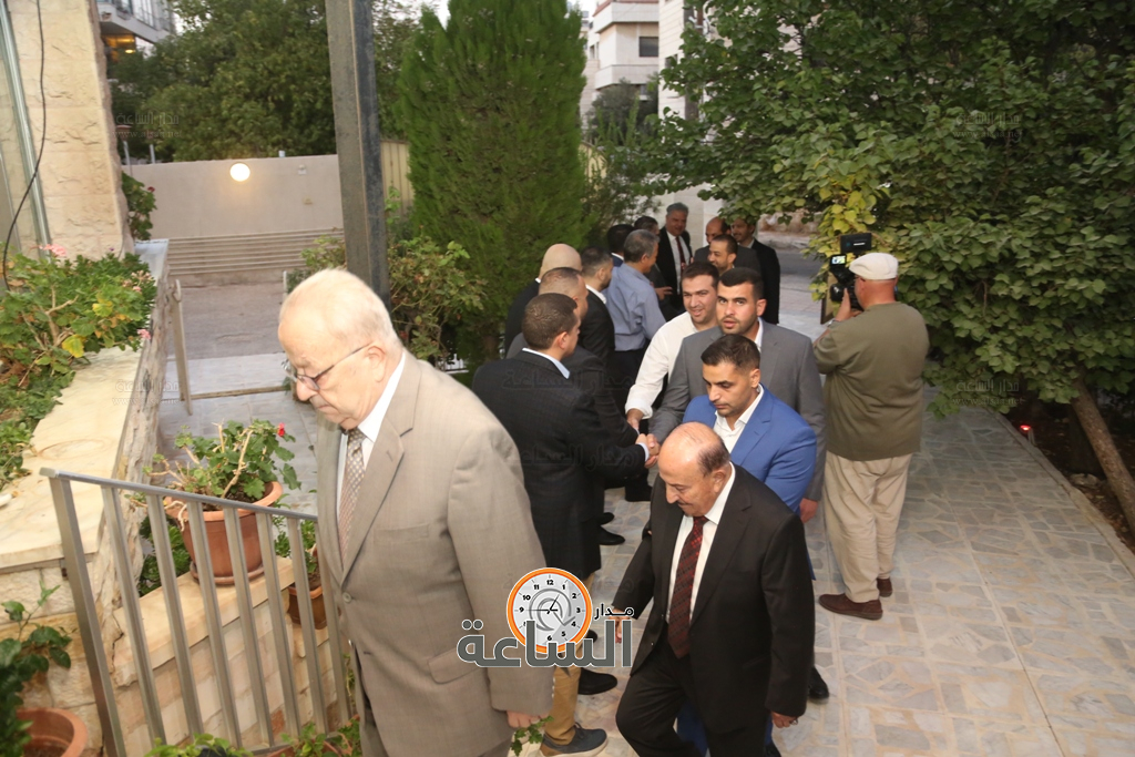 Madar Al-Saa Images 0.887759617524261