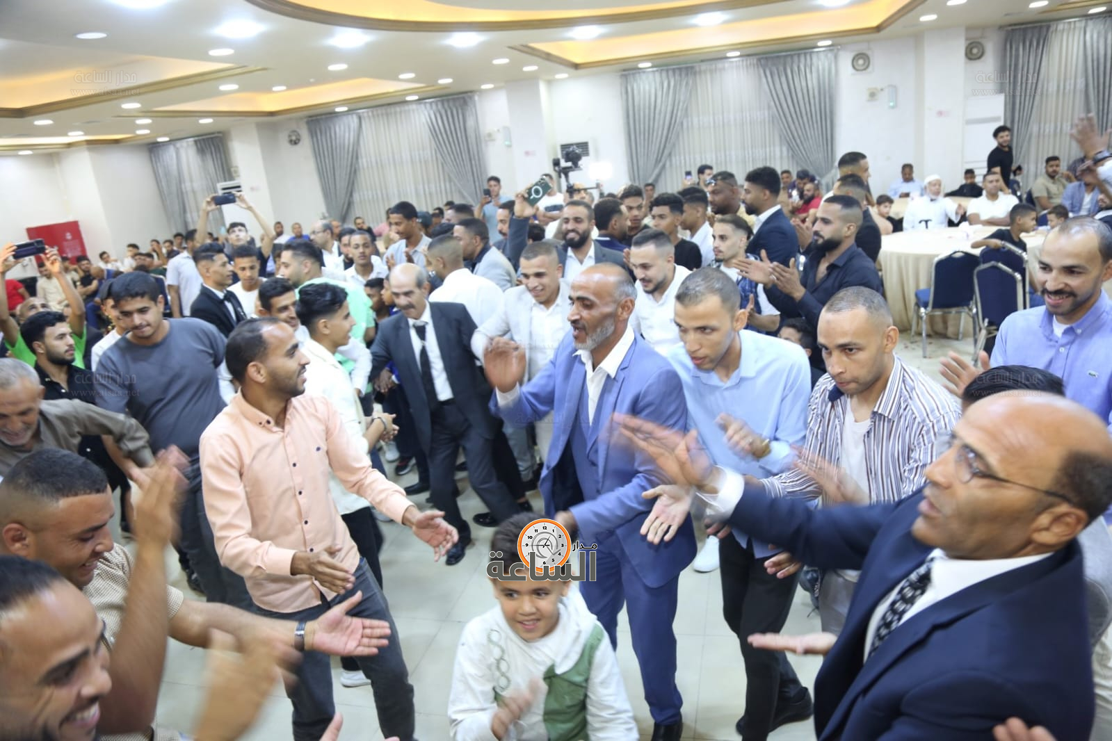 Madar Al-Saa Images 0.8714780959884331