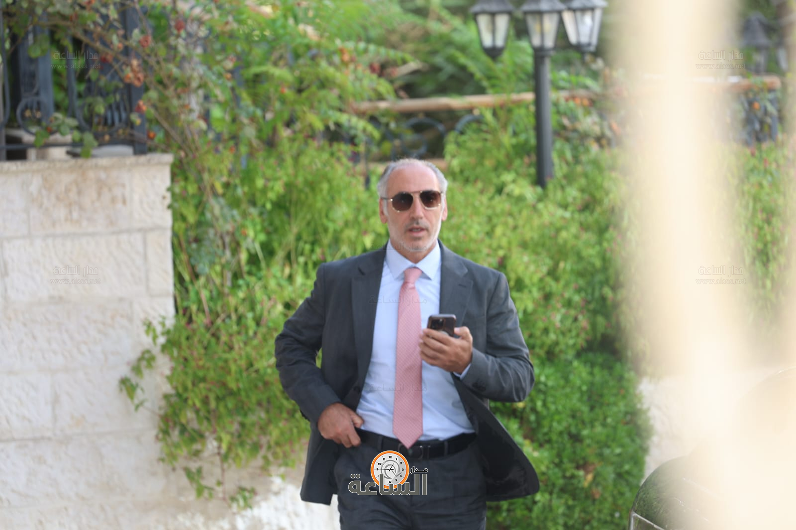 Madar Al-Saa Images 0.41399963075574076