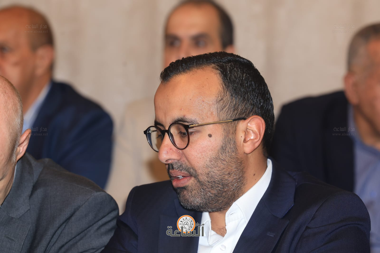 Madar Al-Saa Images 0.9011653556914967