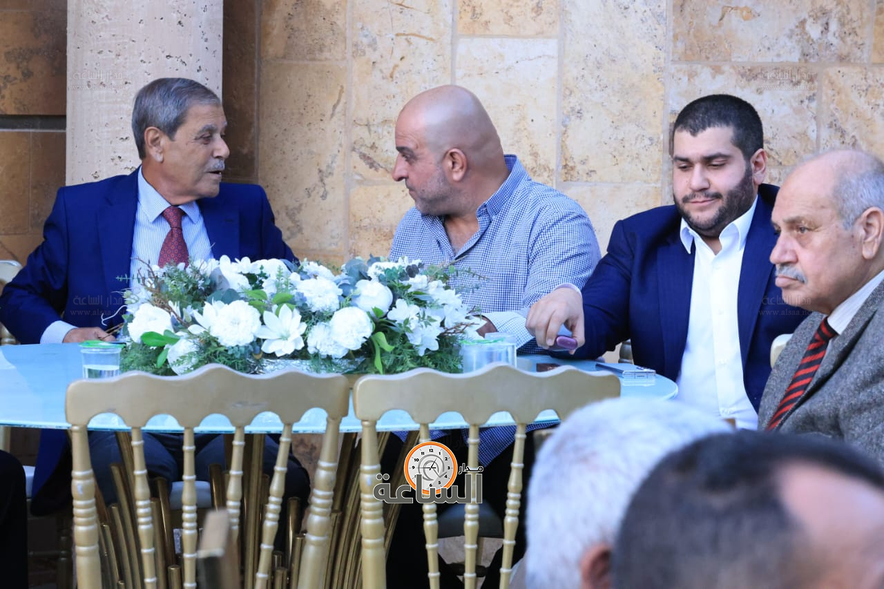 Madar Al-Saa Images 0.185880792895727