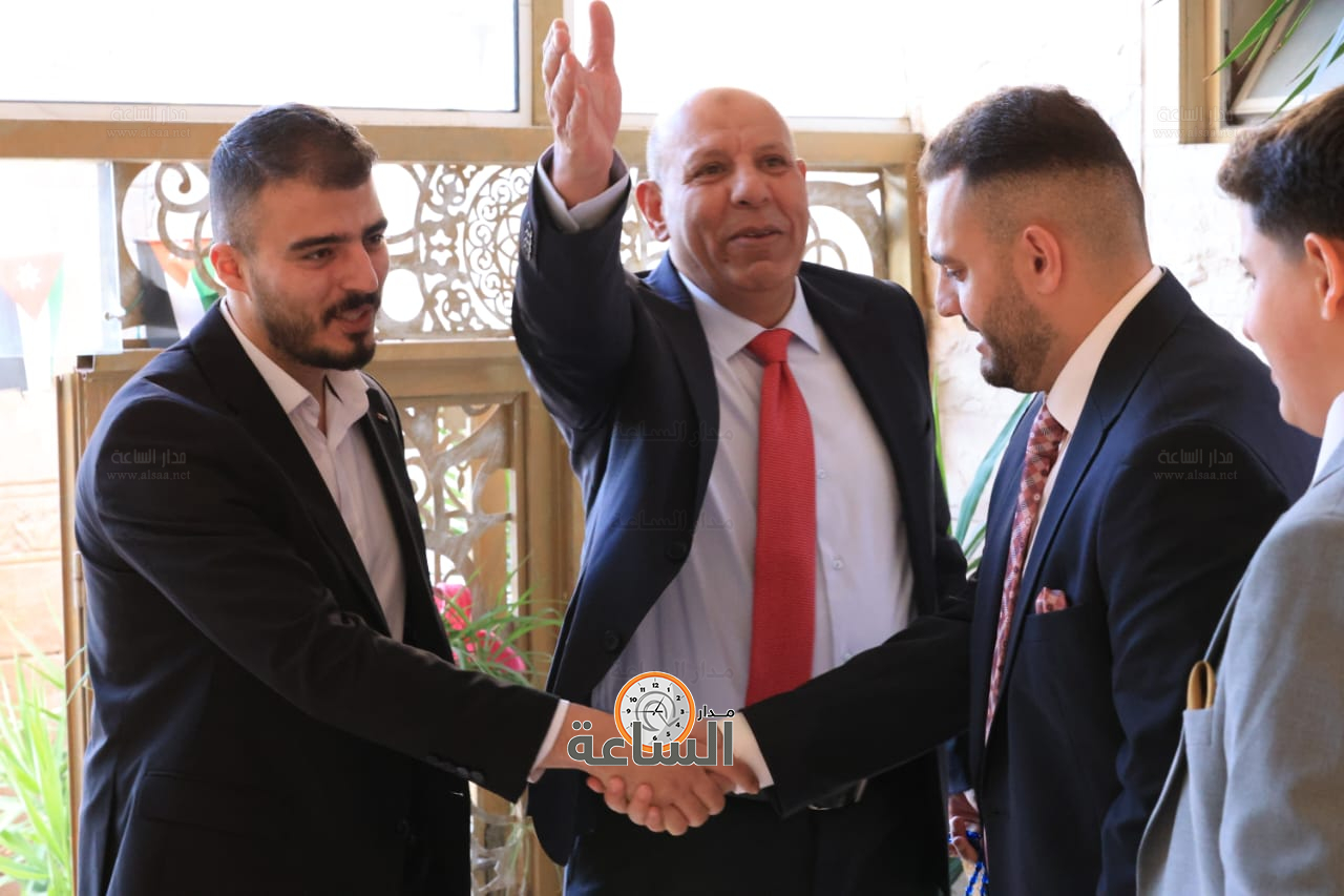 Madar Al-Saa Images 0.11146092199498692