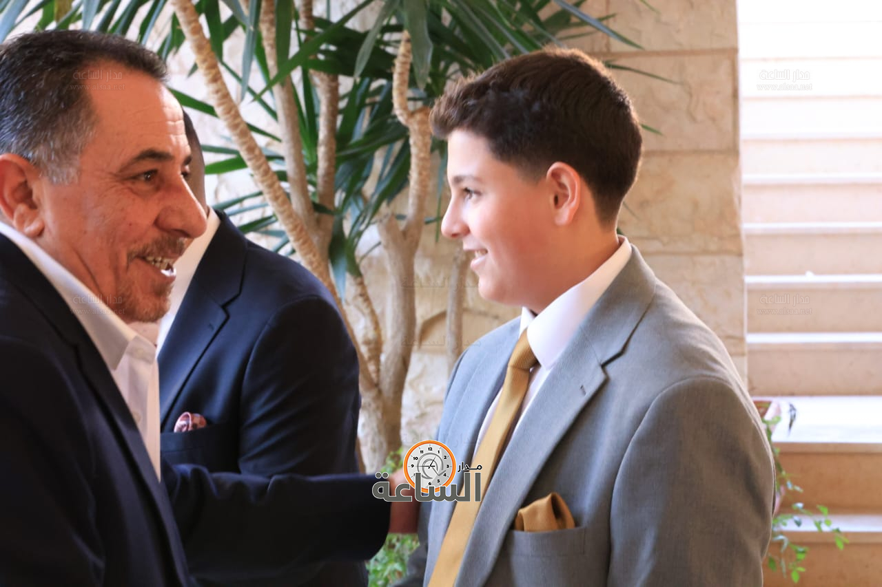 Madar Al-Saa Images 0.37025526633118844