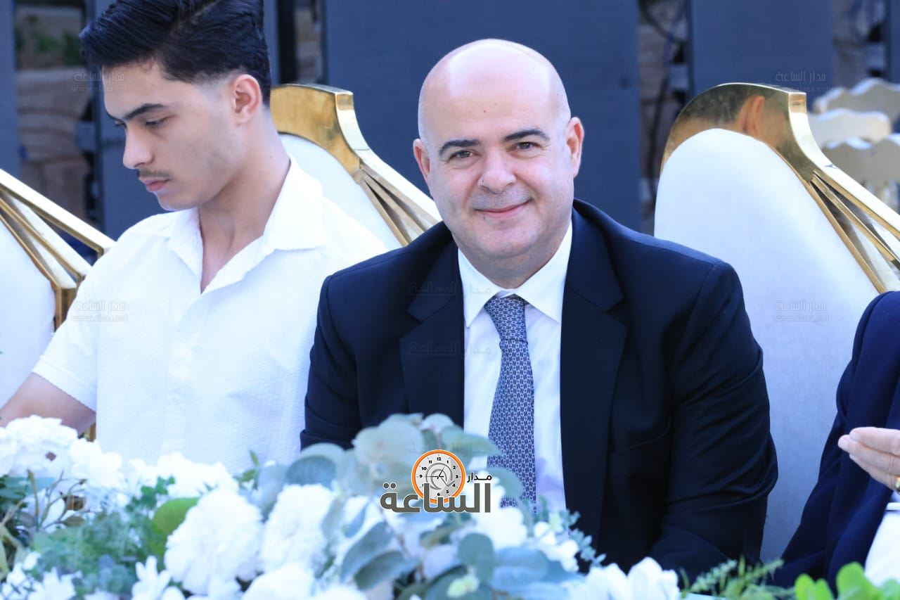 Madar Al-Saa Images 0.5944847872839523