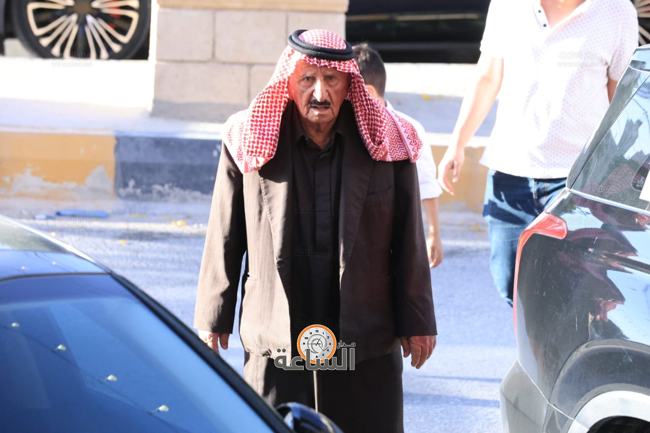 Madar Al-Saa Images 0.8730881186376366