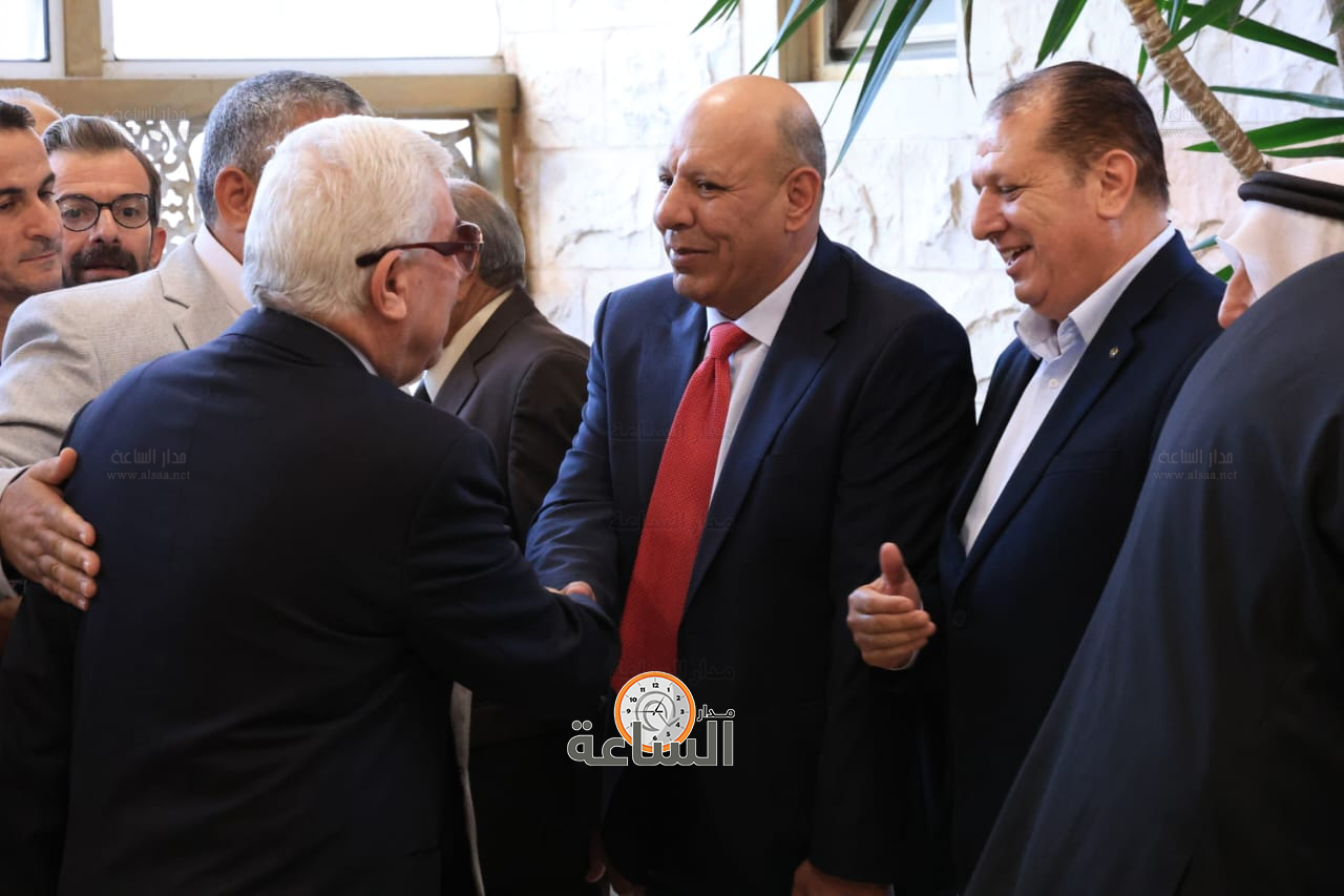 Madar Al-Saa Images 0.8999781313982282