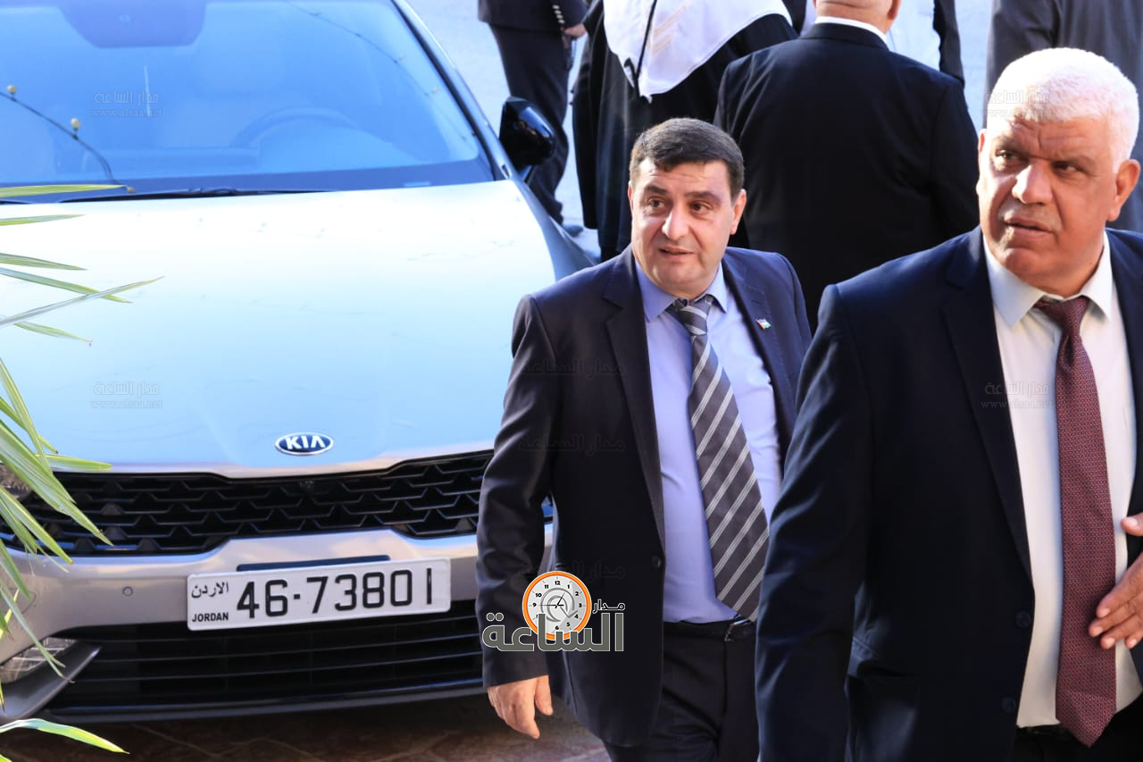 Madar Al-Saa Images 0.983170670613867