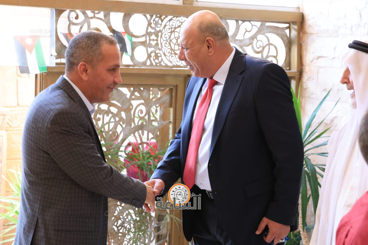 Madar Al-Saa Images 0.10785514127965867