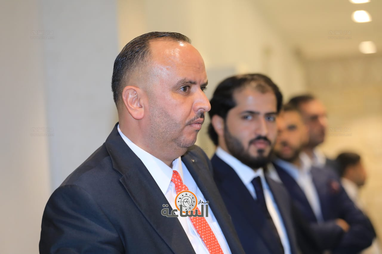 Madar Al-Saa Images 0.5001726003664254