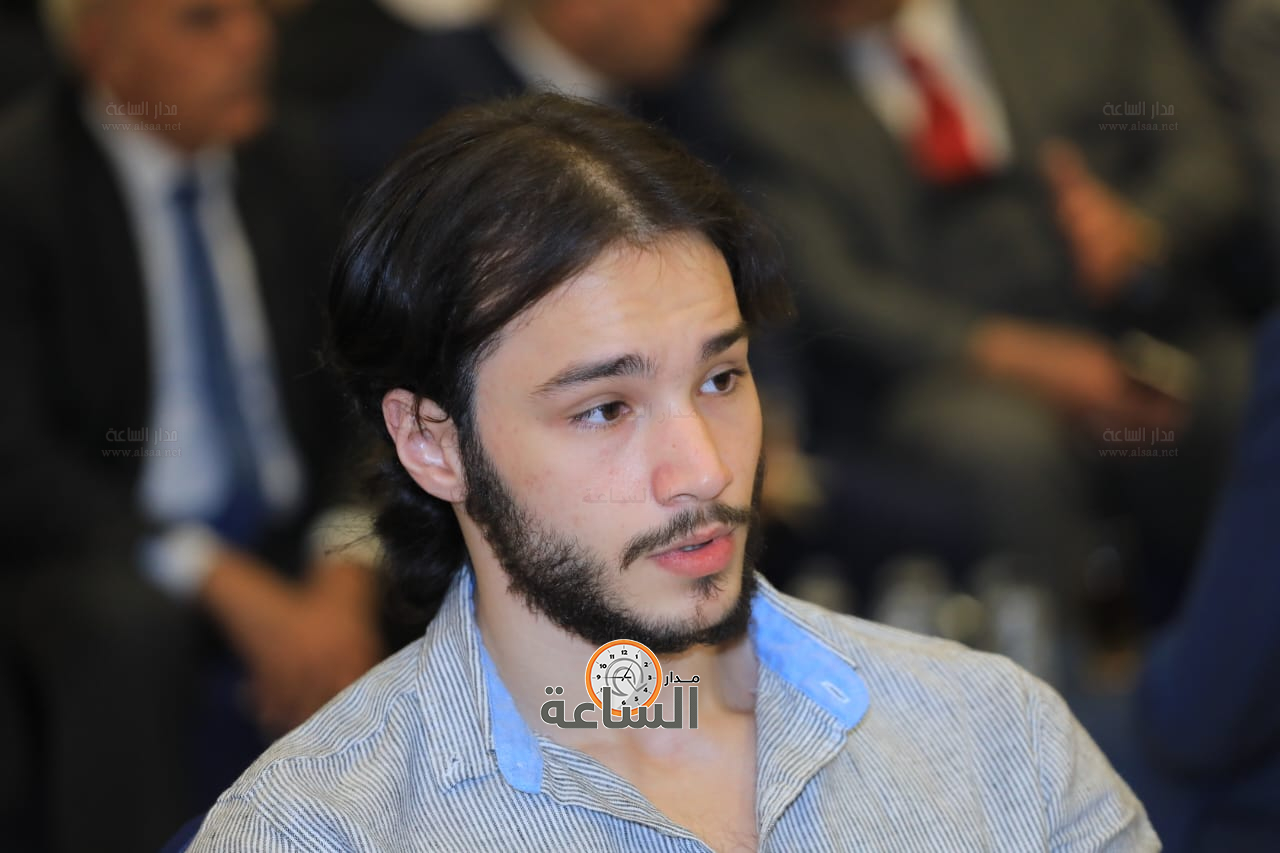 Madar Al-Saa Images 0.6928643200062001