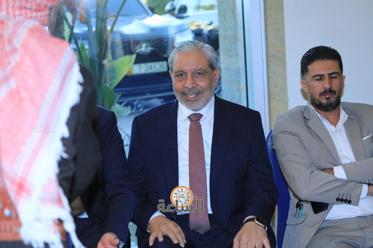 Madar Al-Saa Images 0.12439409856681138