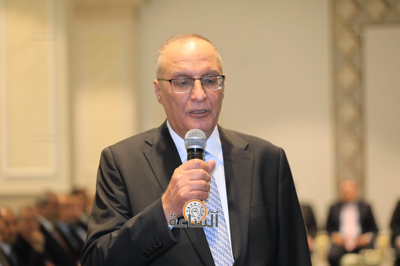 Madar Al-Saa Images 0.5055435995587051