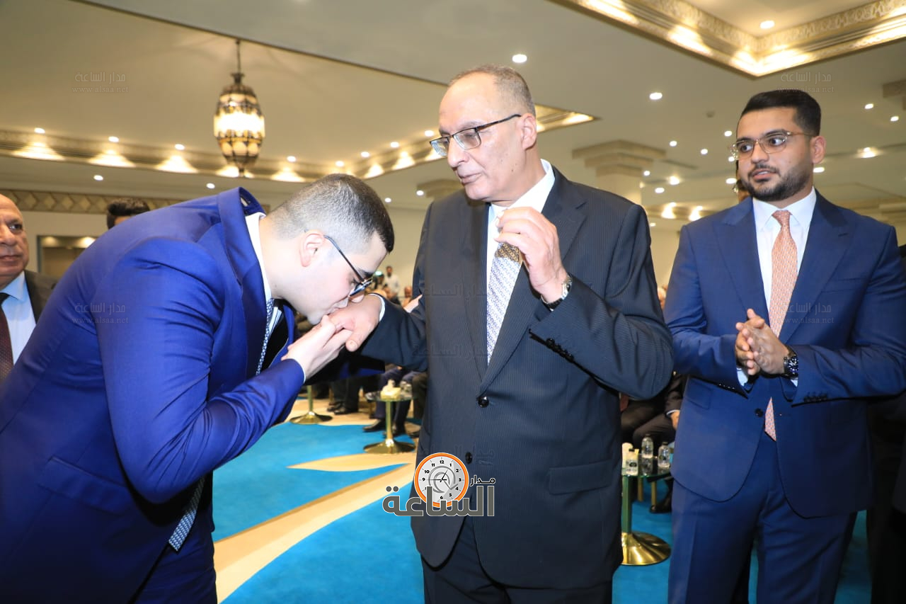 Madar Al-Saa Images 0.8533377096209737