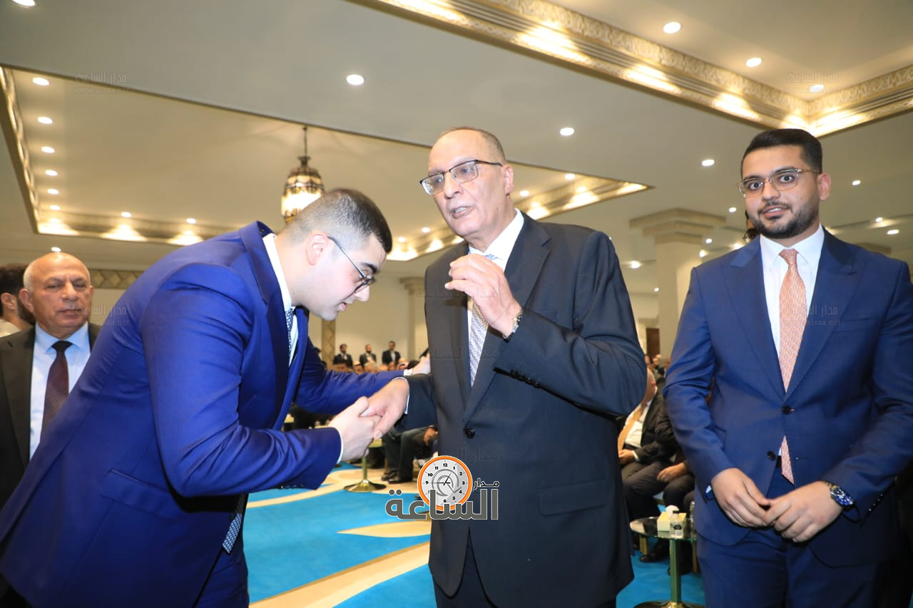 Madar Al-Saa Images 0.5512123669889236