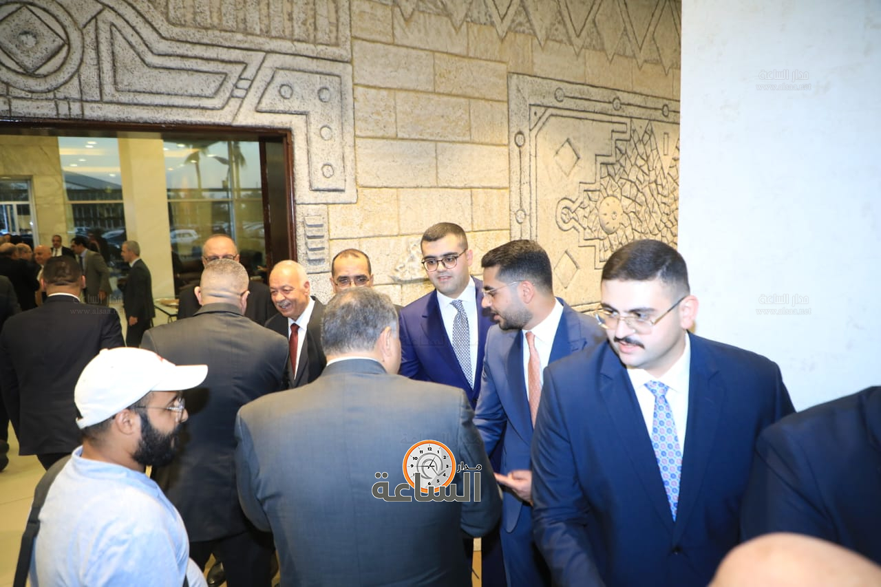 Madar Al-Saa Images 0.1711101788206697