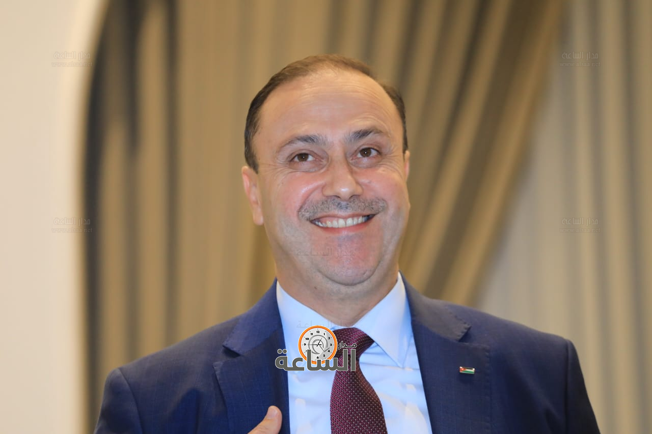 Madar Al-Saa Images 0.5631287806643814